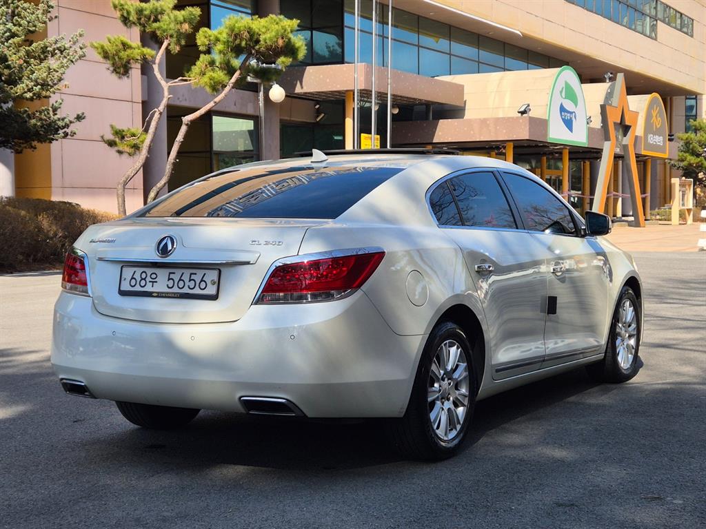 DAEWOO Alpheon - Vista 6