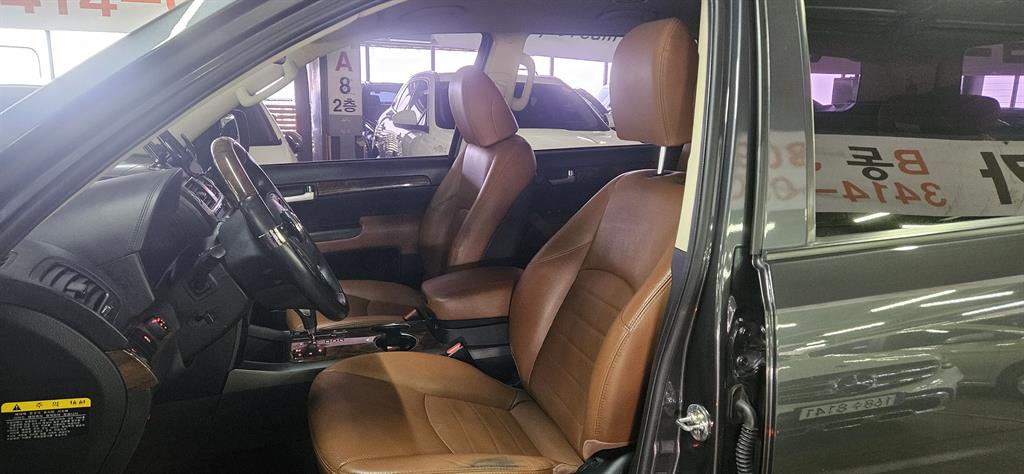 KIA Mohave - Vista 11