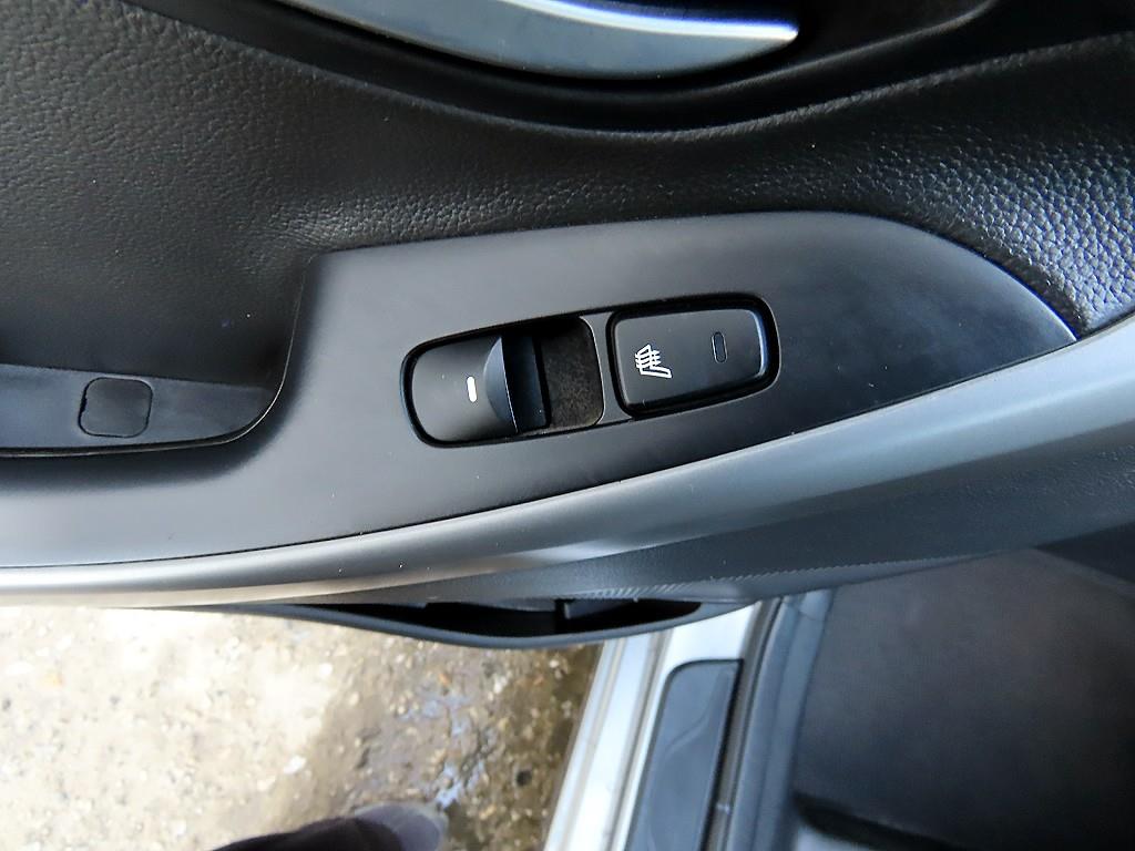 HYUNDAI Avante 2014 Gris - Importación desde Corea - HF Imports Iquique - Foto 16