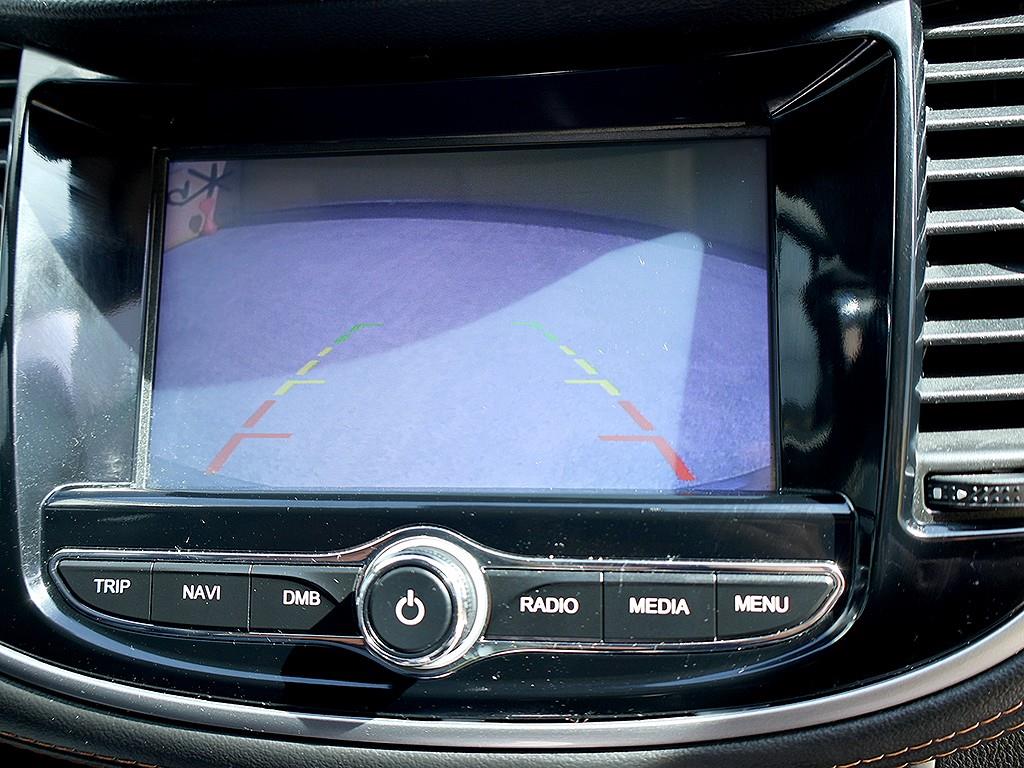 Chevrolet Trax 2020 Gris - Importación desde Corea - HF Imports Iquique - Foto 10