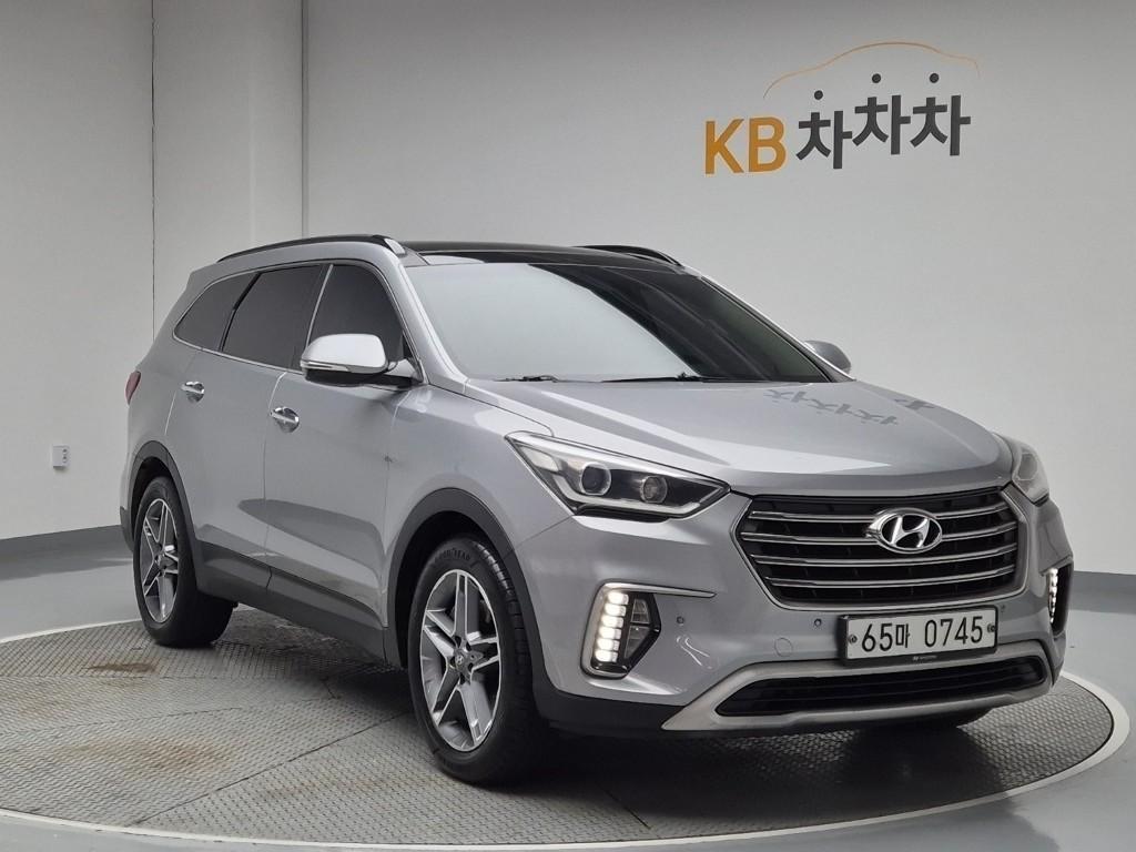 HYUNDAI Maxcruz - Vista 4