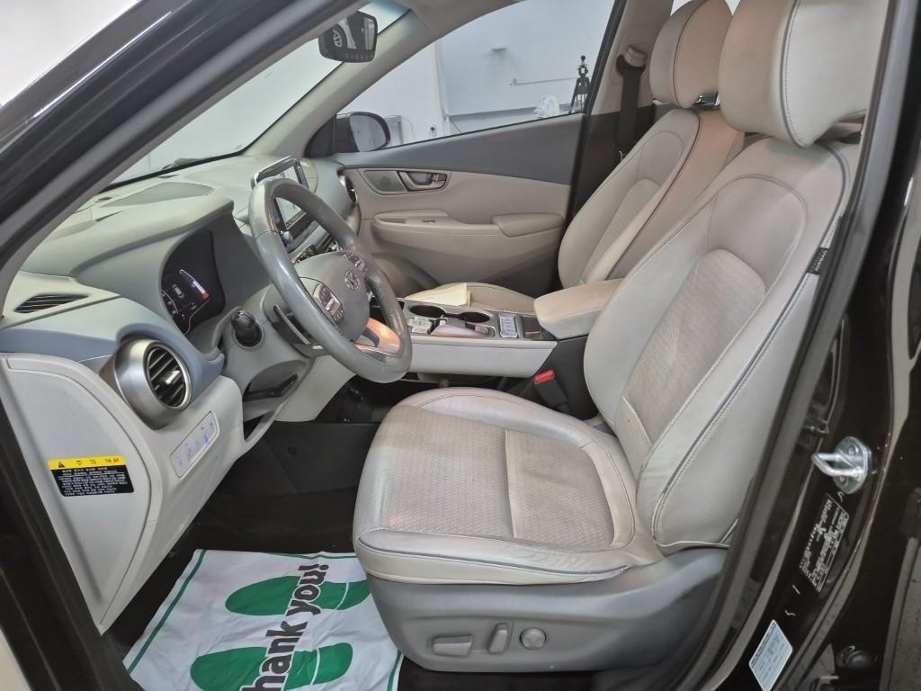 HYUNDAI Kona - Vista 11