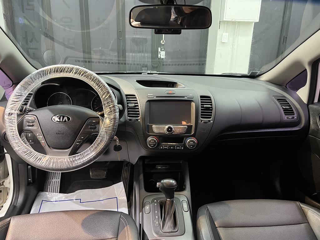 KIA K3 2014 Blanco - Importación desde Corea - HF Imports Iquique - Foto 16