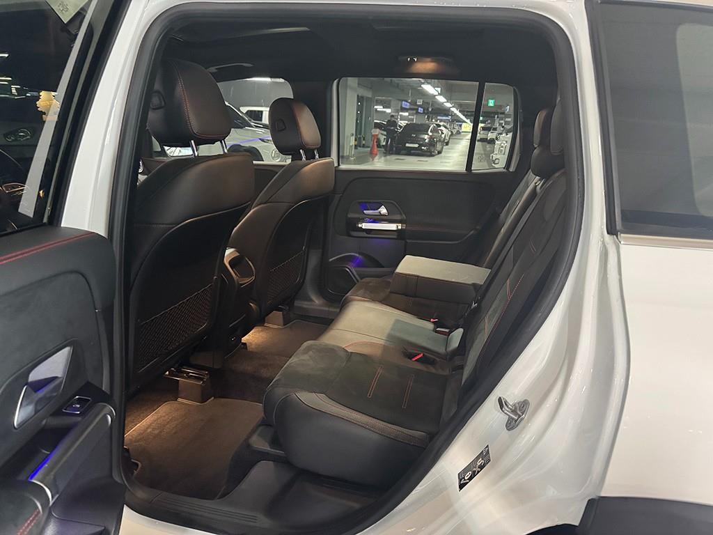 Mercedes Benz GLB Class - Vista 6