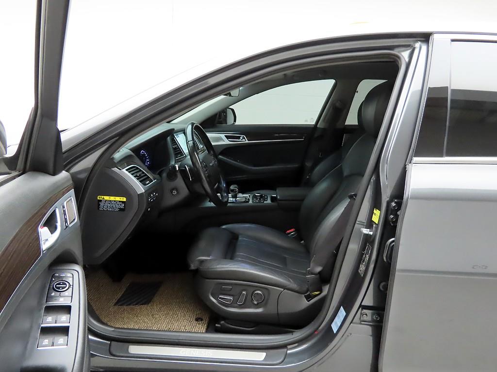 Genesis G80 - Vista 11