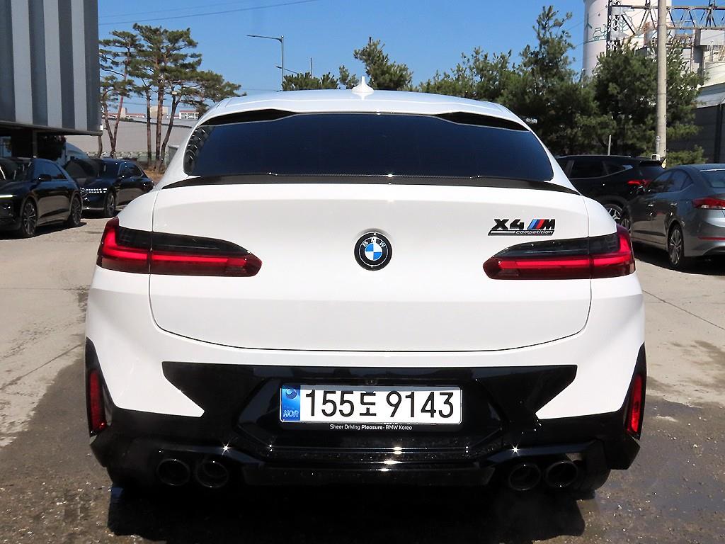 BMW X4M - Vista 4