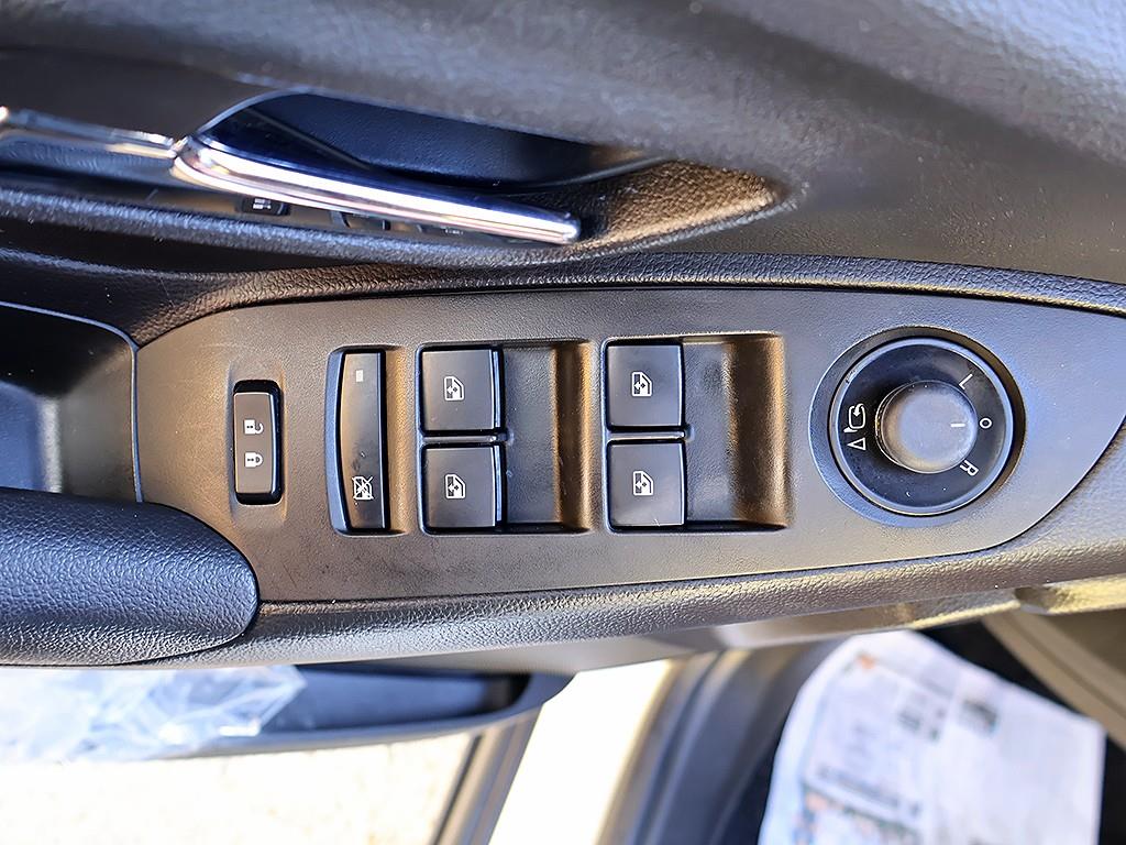 Chevrolet Trax 2017 Blanco - Importación desde Corea - HF Imports Iquique - Foto 11