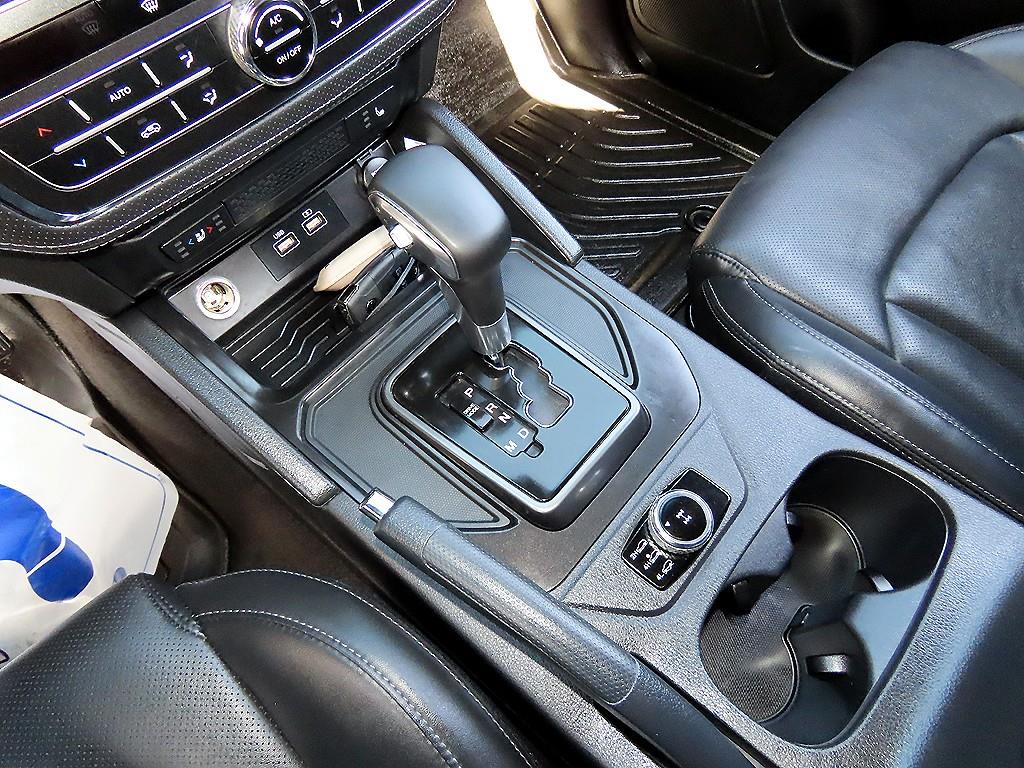 Ssangyong Rexton - Vista 11