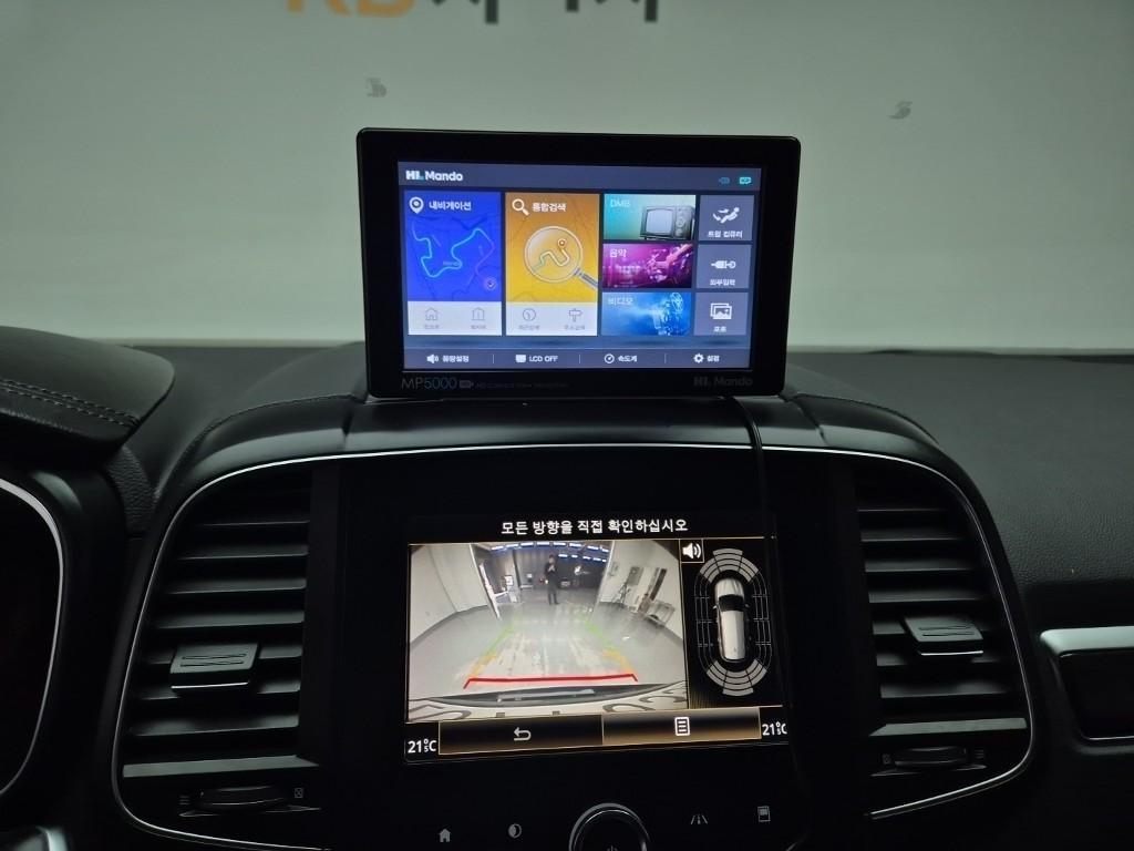 SAMSUNG QM6 - Vista 12