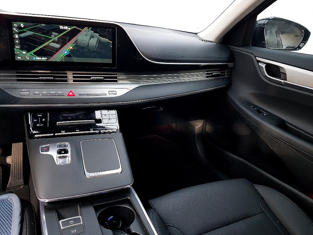 HYUNDAI Grandeur - Vista 10