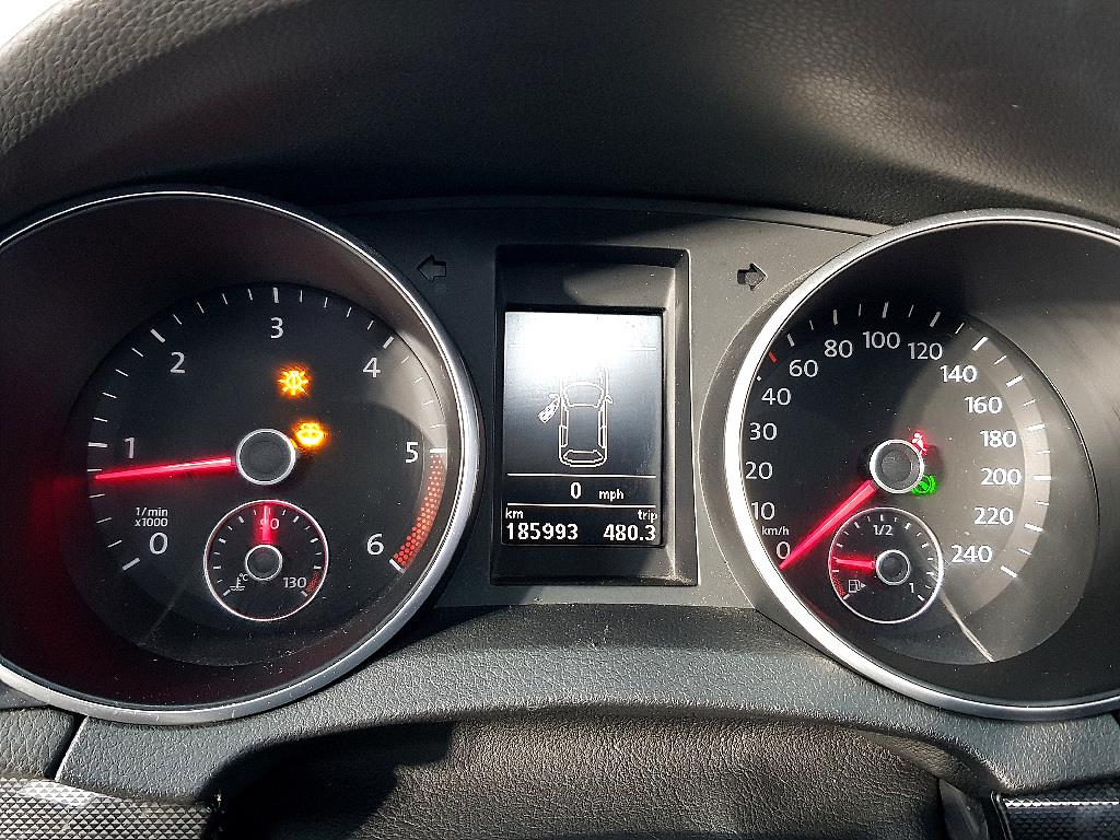 Volkswagen Golf - Vista 7