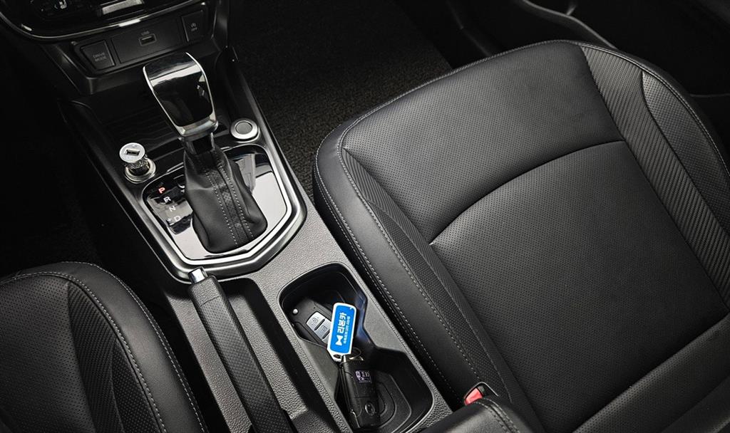 Ssangyong Tivoli - Vista 12