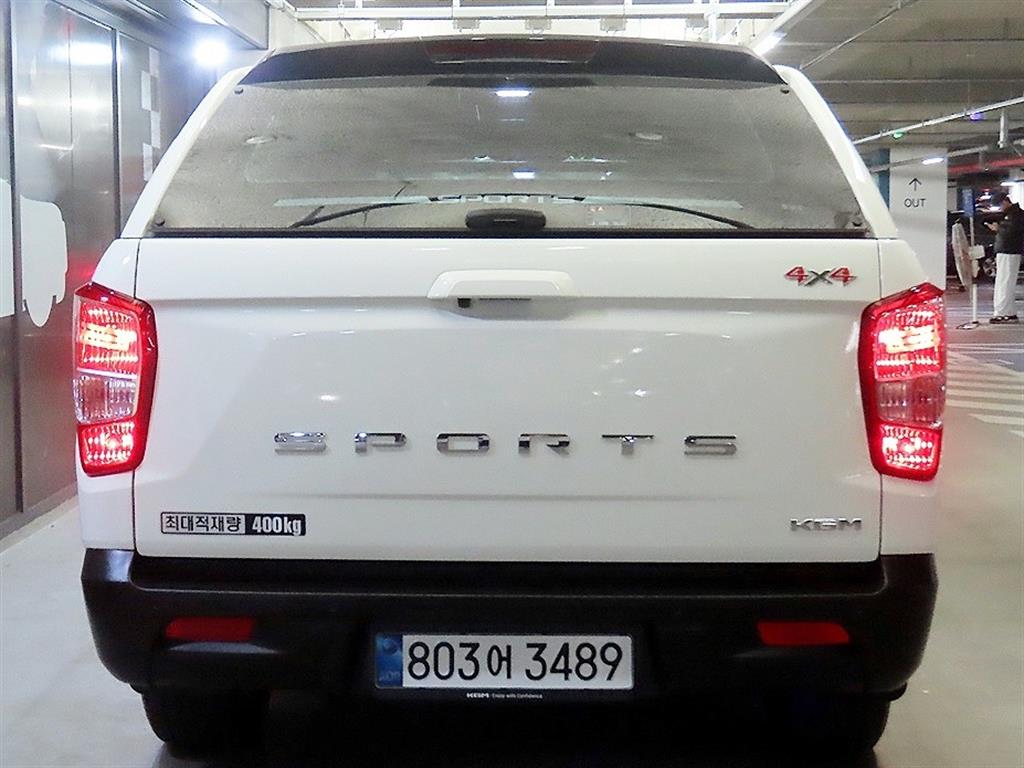 Ssangyong Musso - Vista 5