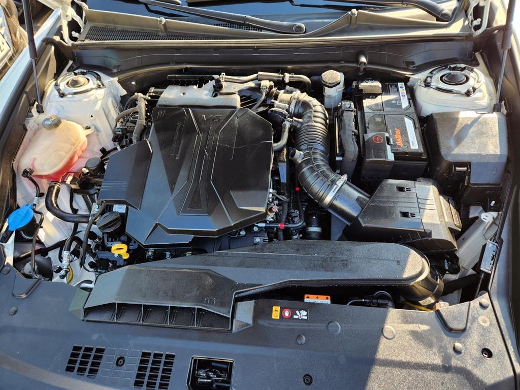 HYUNDAI Grandeur - Vista 6