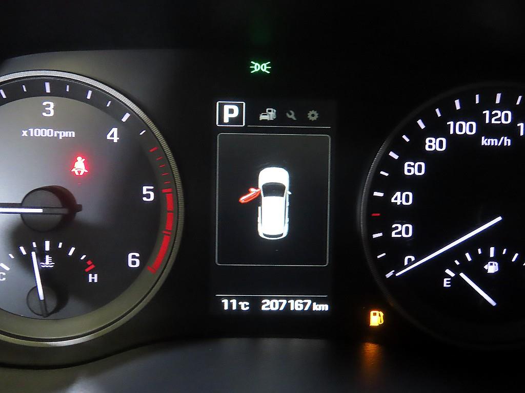 HYUNDAI Tucson - Vista 9