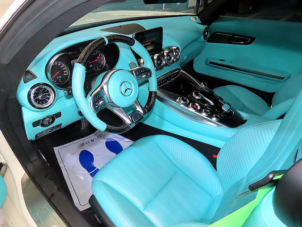 Mercedes Benz AMG GT - Vista 9