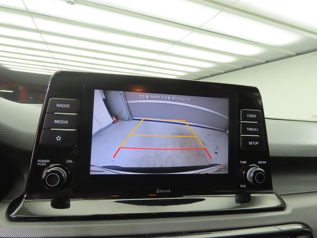 KIA Seltos 2020 Blanco - Importación desde Corea - HF Imports Iquique - Foto 13