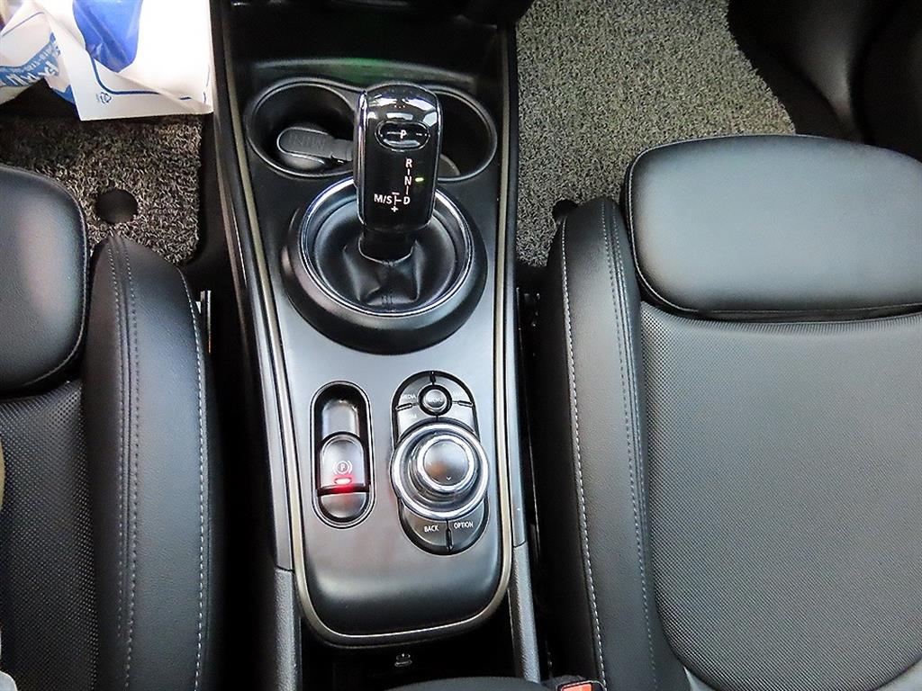 Mini Countryman - Vista 11