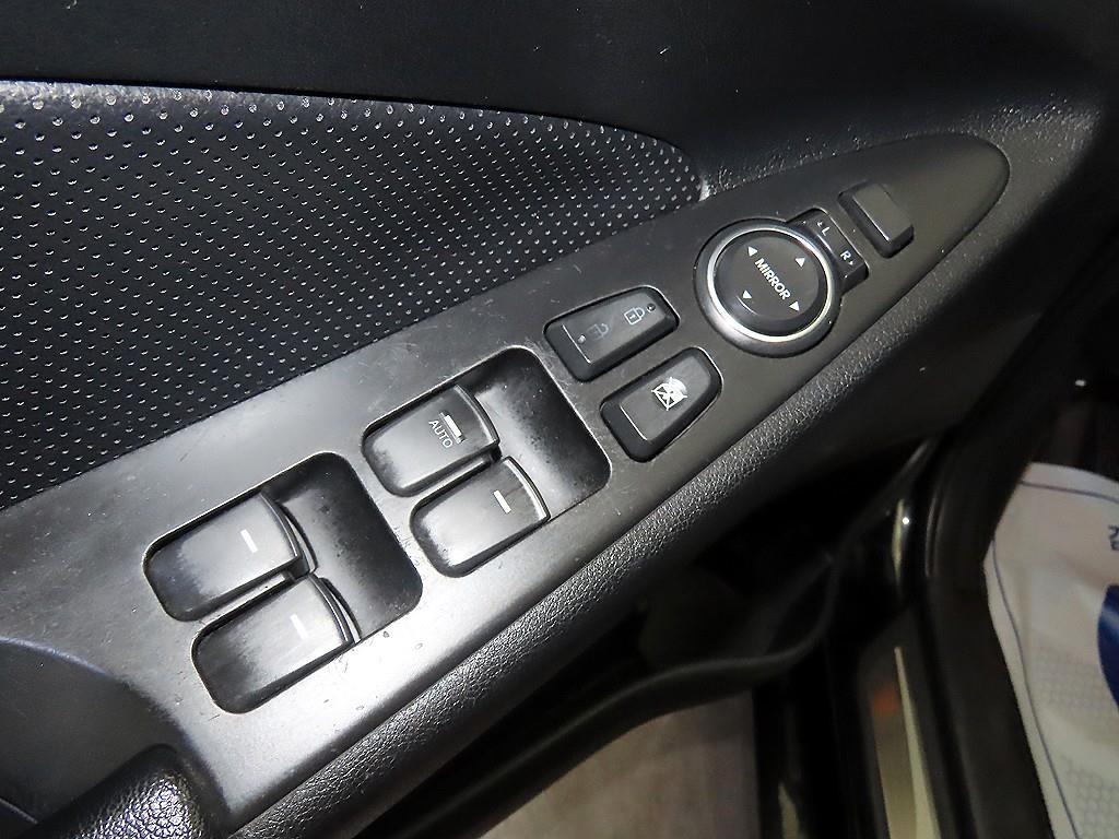 HYUNDAI Sonata 2010 Negro - Importación desde Corea - HF Imports Iquique - Foto 13