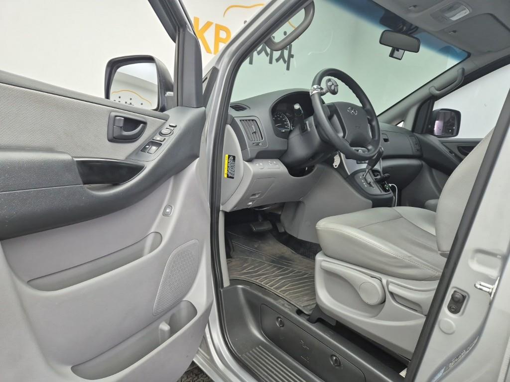 HYUNDAI Starex 2017 Gris - Importación desde Corea - HF Imports Iquique - Foto 19