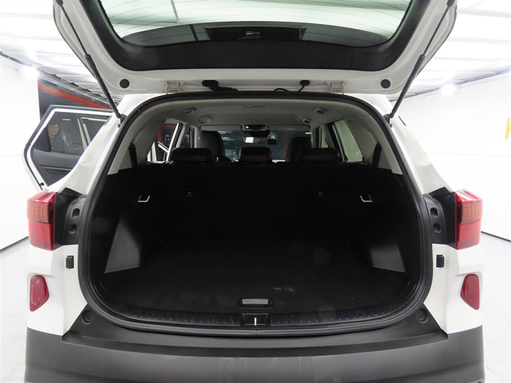 KIA Seltos 2022 Blanco - Importación desde Corea - HF Imports Iquique - Foto 18