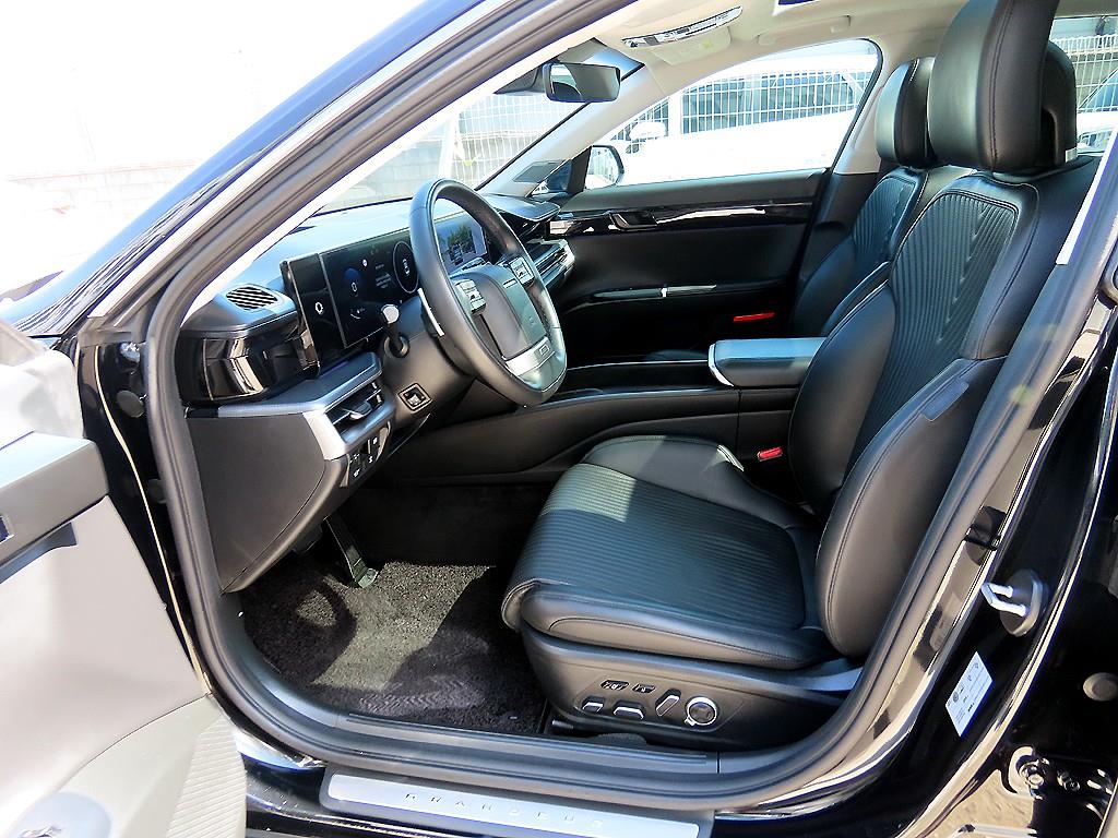 HYUNDAI Grandeur - Vista 5