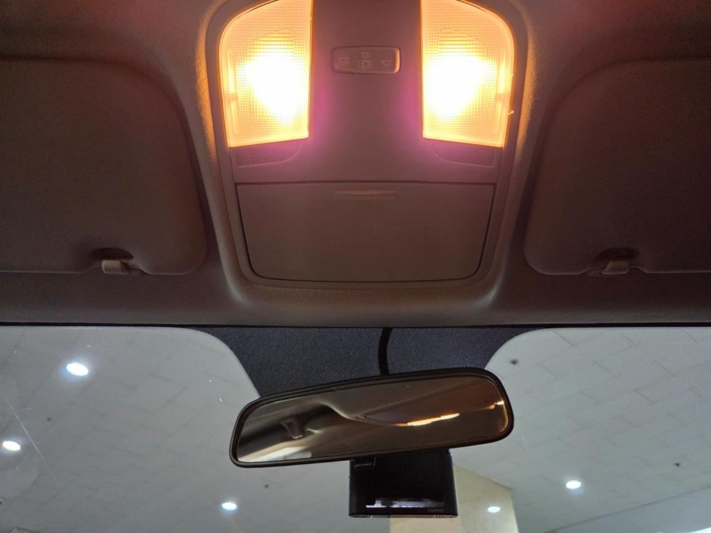 KIA Stonic 2018 Azul - Importación desde Corea - HF Imports Iquique - Foto 16