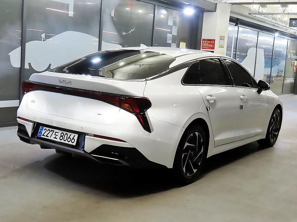 KIA K5 - Vista 4