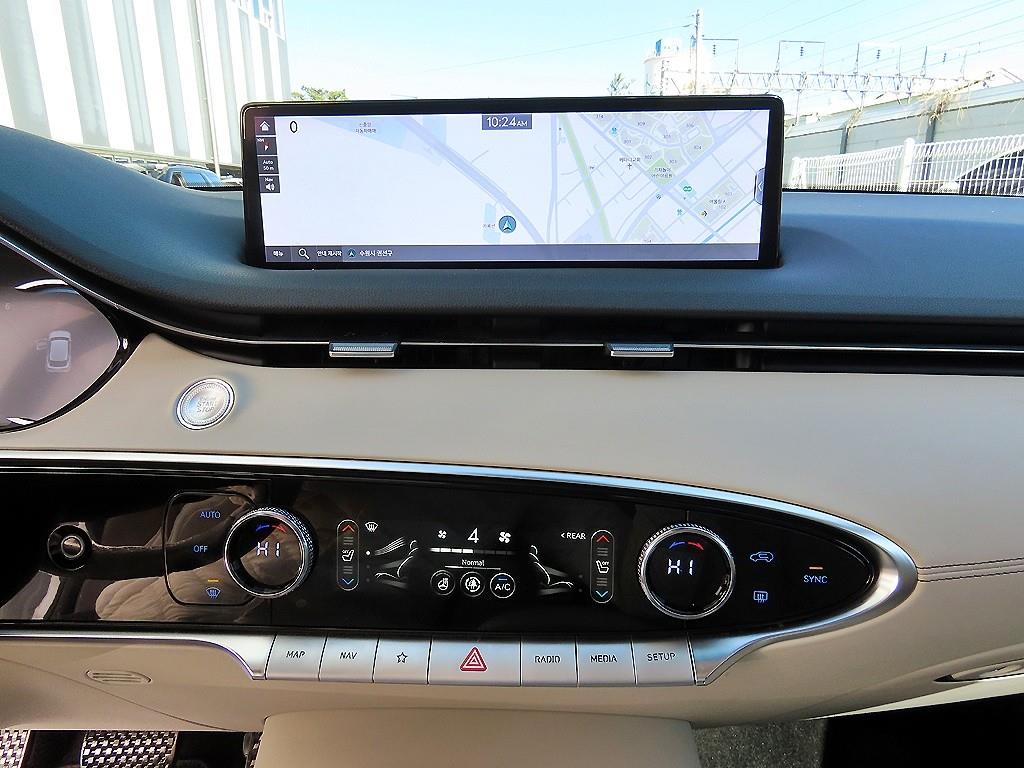 Genesis GV70 2021 Blanco - Importación desde Corea - HF Imports Iquique - Foto 13