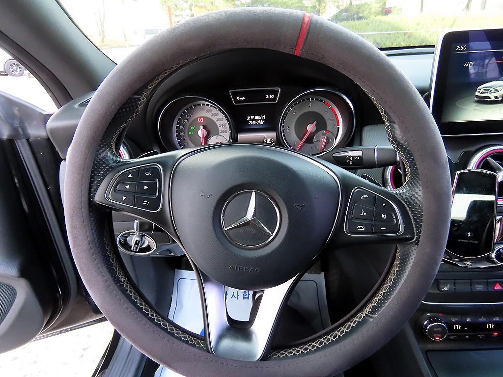 Mercedes Benz CLA Class - Vista 8