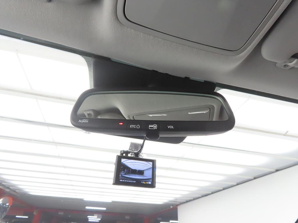 KIA Stonic - Vista 12