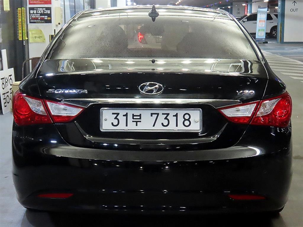 HYUNDAI Sonata - Vista 5