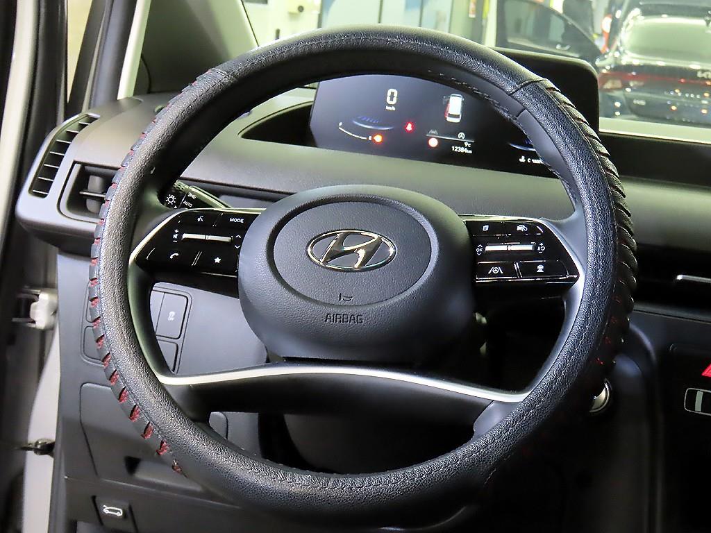 HYUNDAI Staria - Vista 8