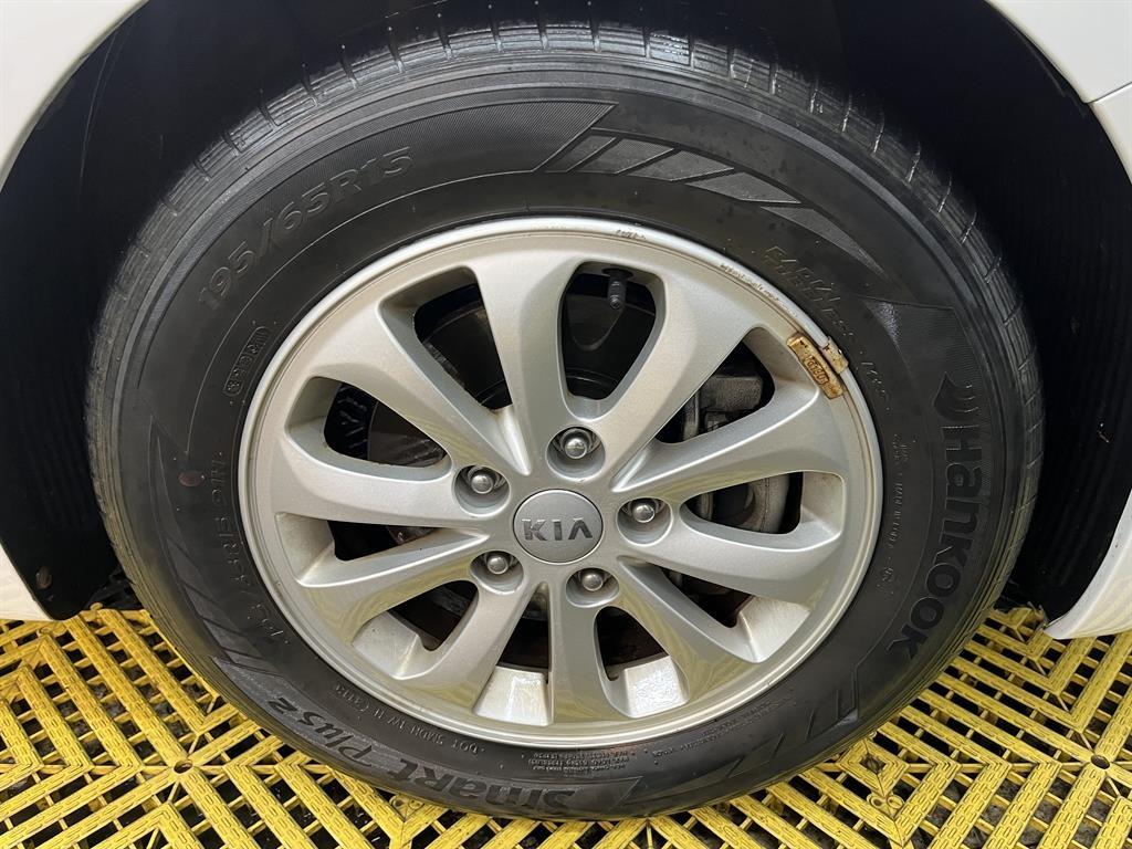 KIA K3 2014 Blanco - Importación desde Corea - HF Imports Iquique - Foto 18