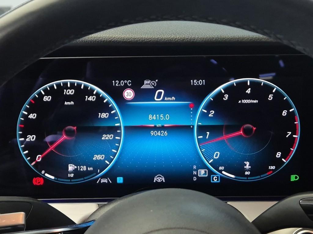 Mercedes Benz E class - Vista 6