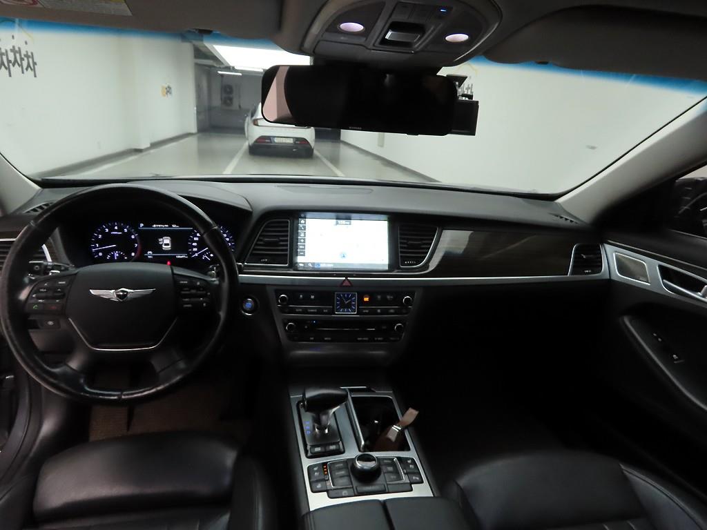 Genesis G80 - Vista 6