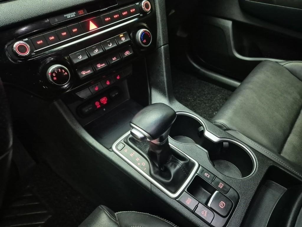 KIA Sportage - Vista 8