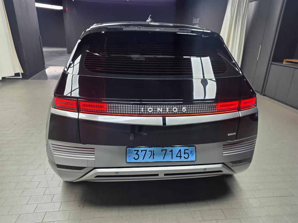 HYUNDAI Ioniq 5 - Vista 5