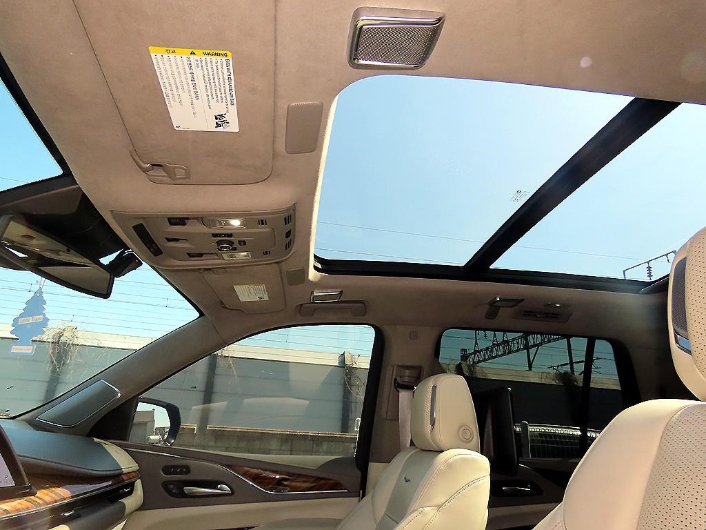 Cadillac Escalade 2021 Negro - Importación desde Corea - HF Imports Iquique - Foto 17