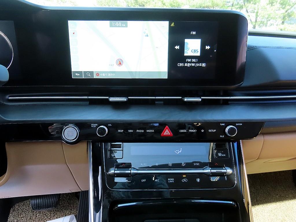 KIA Carnival - Vista 12