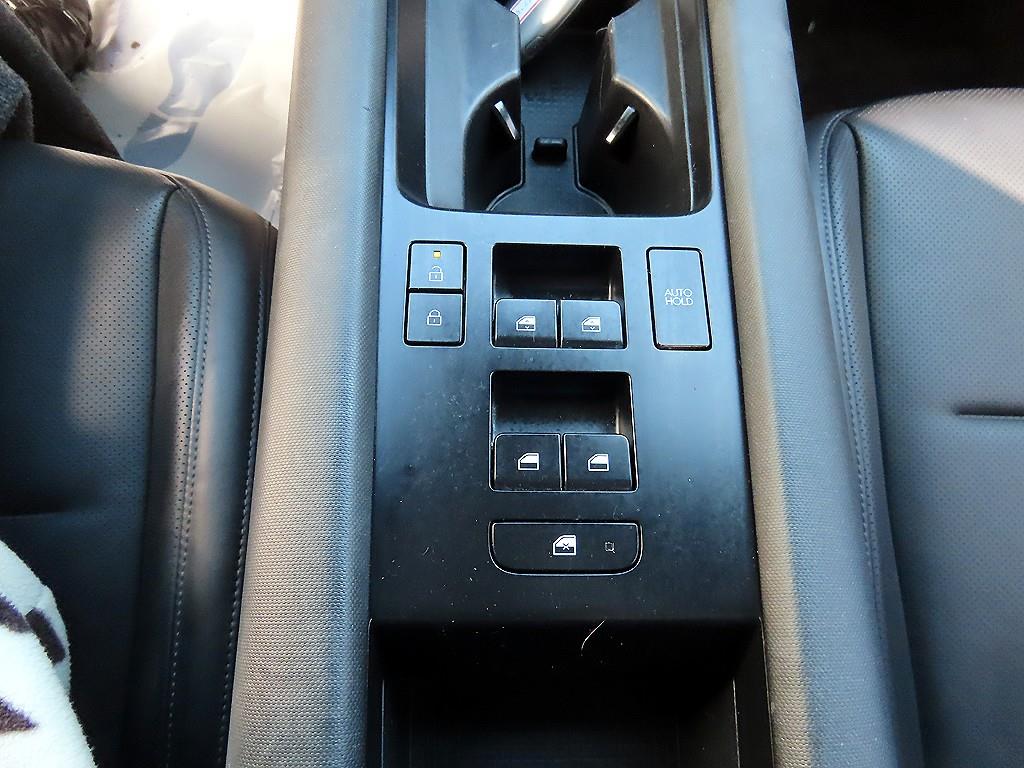 HYUNDAI Ioniq 6 - Vista 12