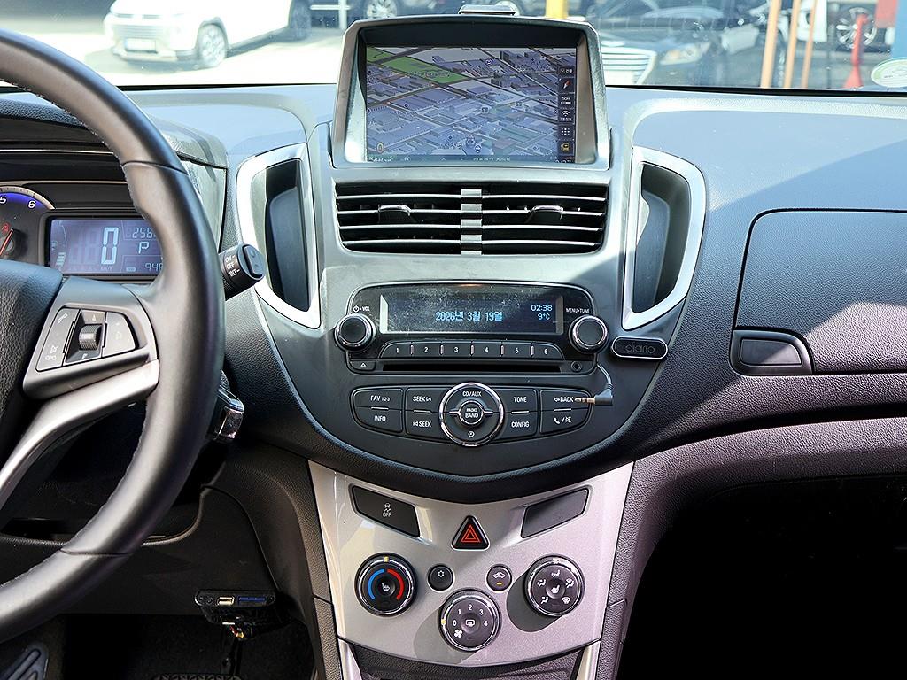 Chevrolet Trax 2016 Gris - Importación desde Corea - HF Imports Iquique - Foto 9