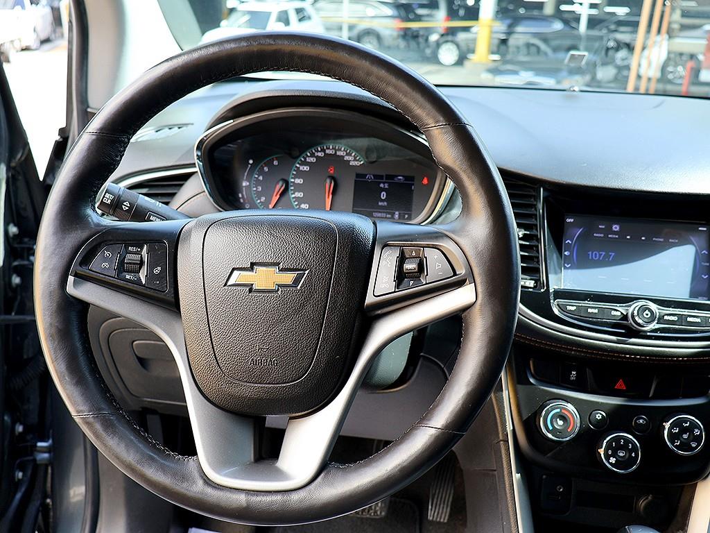 Chevrolet Trax 2020 Gris - Importación desde Corea - HF Imports Iquique - Foto 8