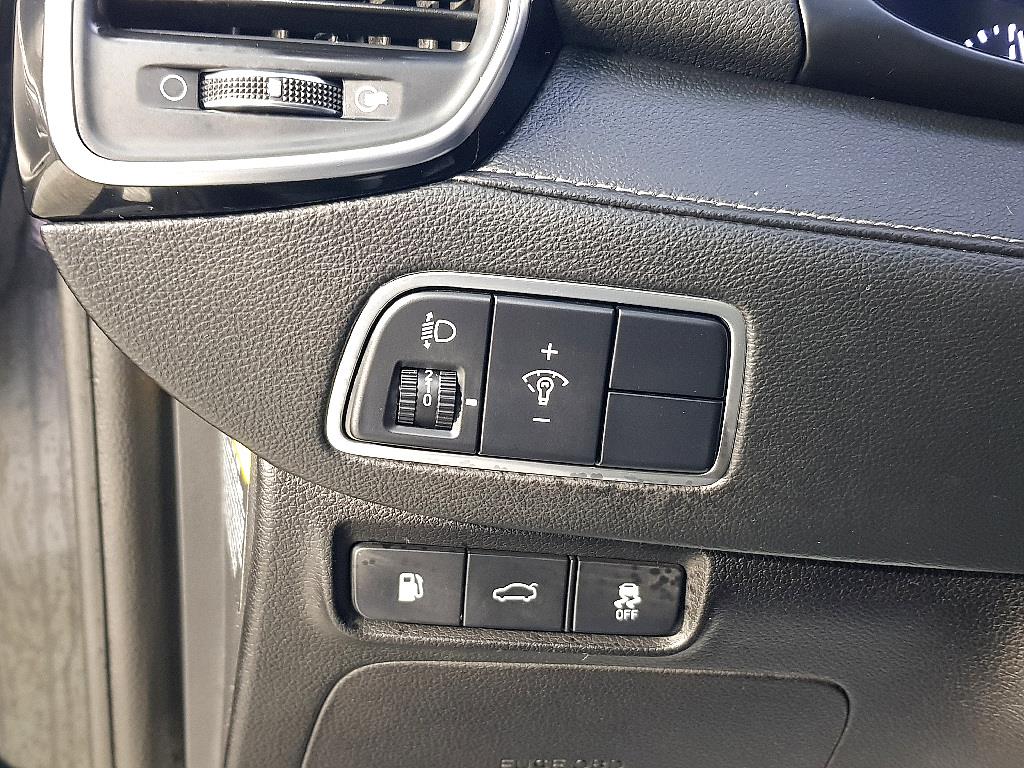 HYUNDAI Grandeur - Vista 12