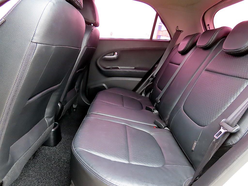 KIA Morning - Vista 6