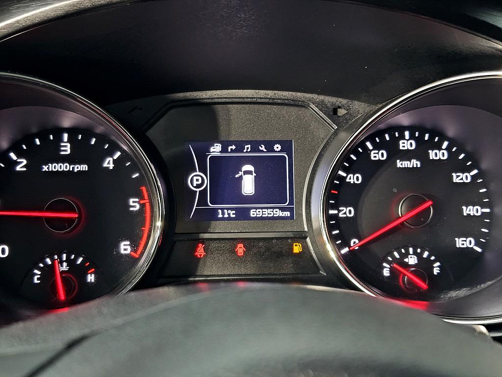 KIA Carnival - Vista 7