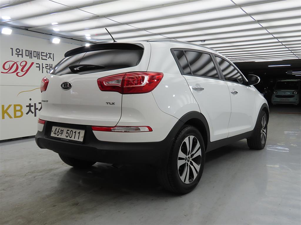 KIA Sportage - Vista 4
