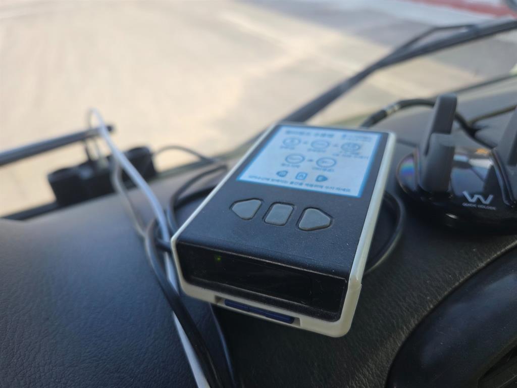 medium and large cargo goso 2006 Amarillo - Importación desde Corea - HF Imports Iquique - Foto 18