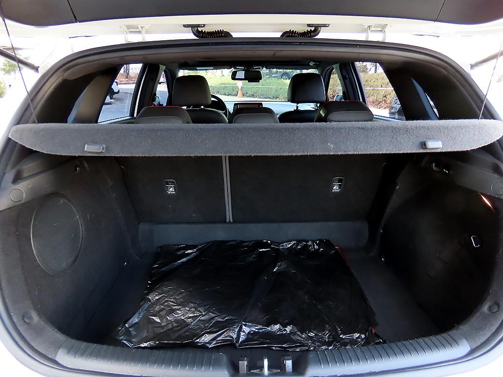 HYUNDAI i30 2017 Blanco - Importación desde Corea - HF Imports Iquique - Foto 17