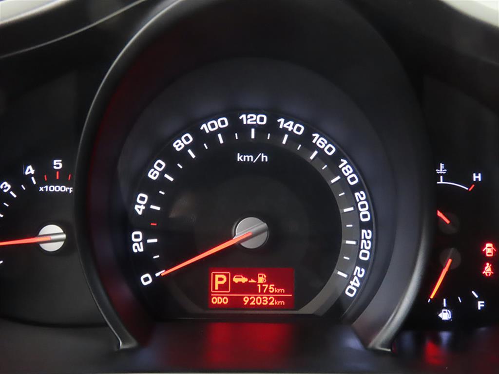 KIA Sportage - Vista 9